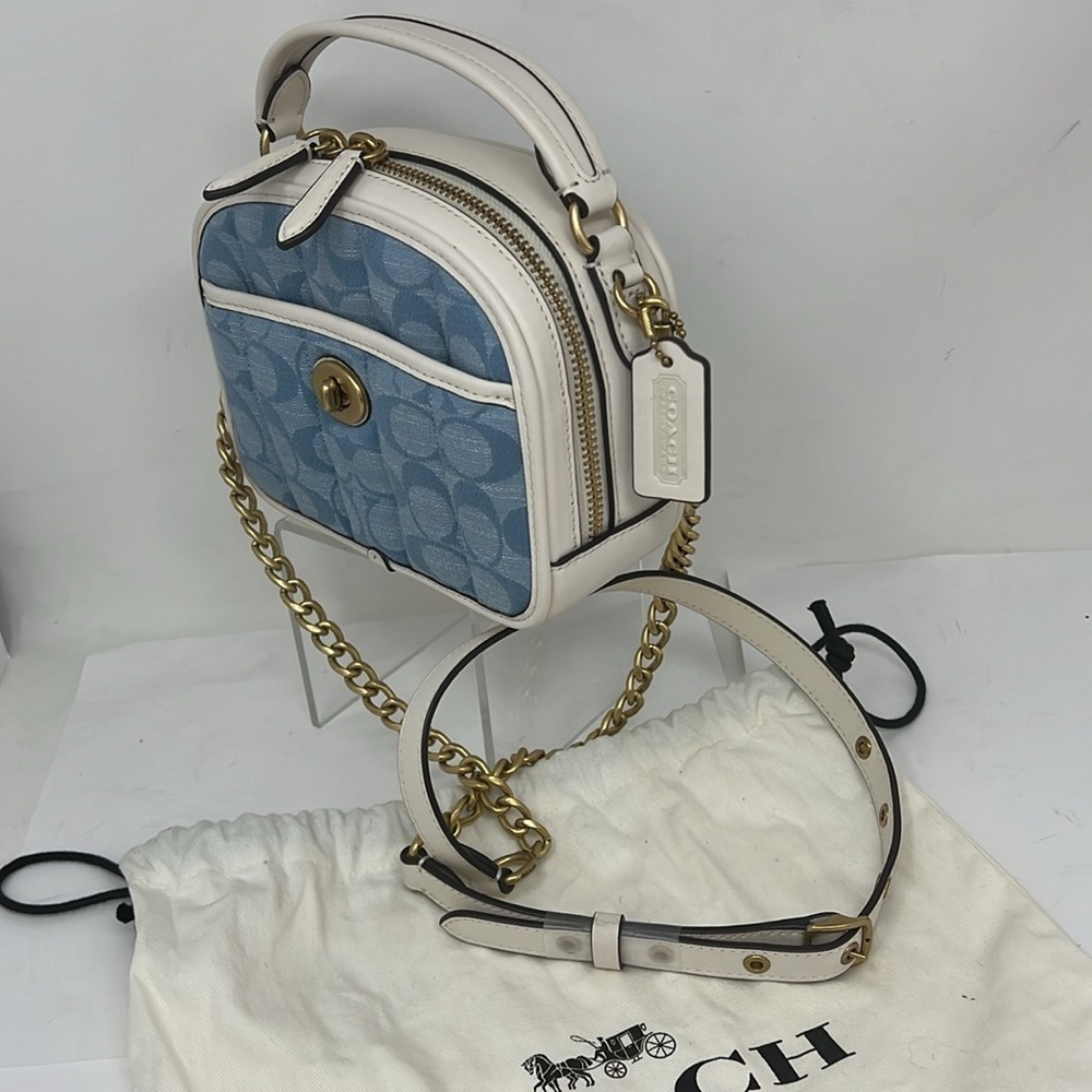 Coach C4688 Lunchbox Convertible Crossbody Shoulder Top Handle Bag - New